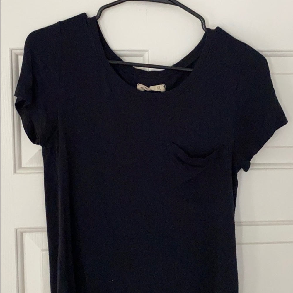 black tshirt